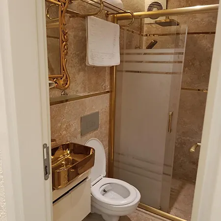 B&B Th Old 4*